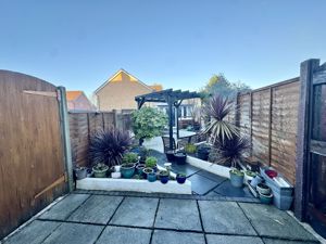 Photo 21- click for photo gallery